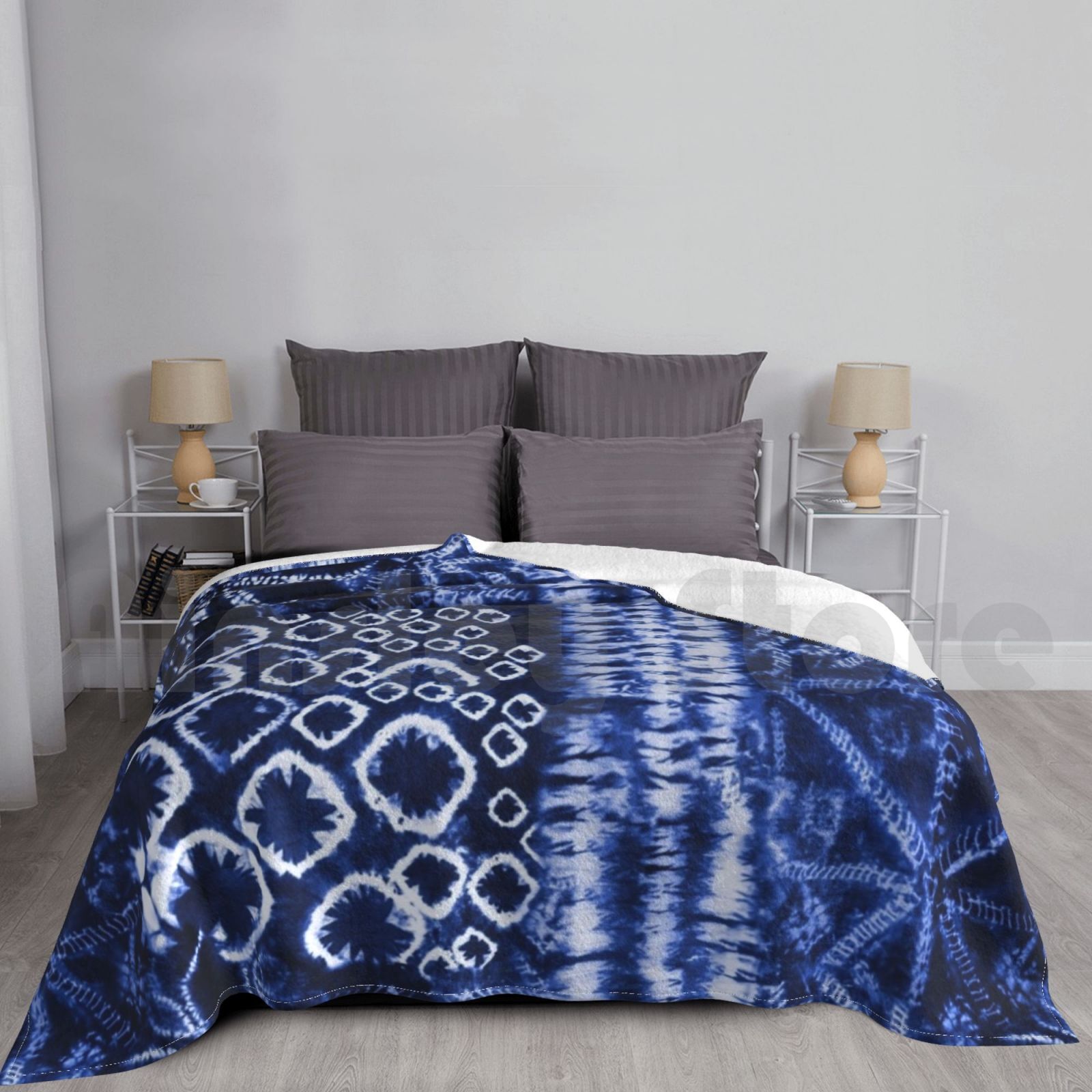 Shibori Tie Dye - Blanket Deep Sea Blue Shibori Tie-Dye
